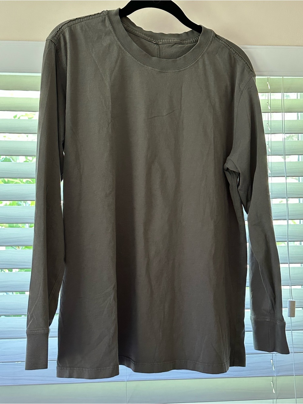 Al yours tee /lululemon athletica Long-Sleeve Crew Tee in Olive